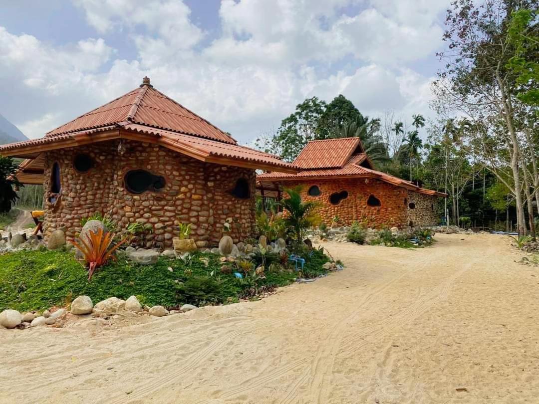 ลีลา โฮมสเตย์ Leela Homestay Chang Klang District Exteriér fotografie